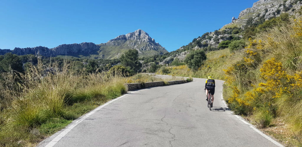 Road Cycling Holiday Guide | Road Cycling Holiday Guide | Road Cycling, Holiday Planning, Bike Guide road cycling holiday