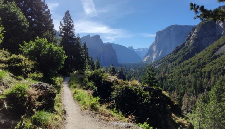 Genius Travels - Advenutre Travel Guides |