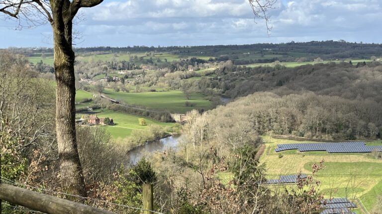 Genius Travels - Advenutre Travel Guides |